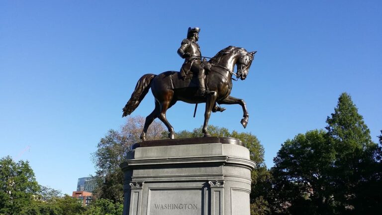 Top 10 Must-See Attractions in Boston